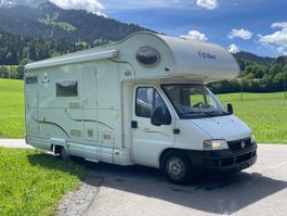 Camper/Wohnmobil