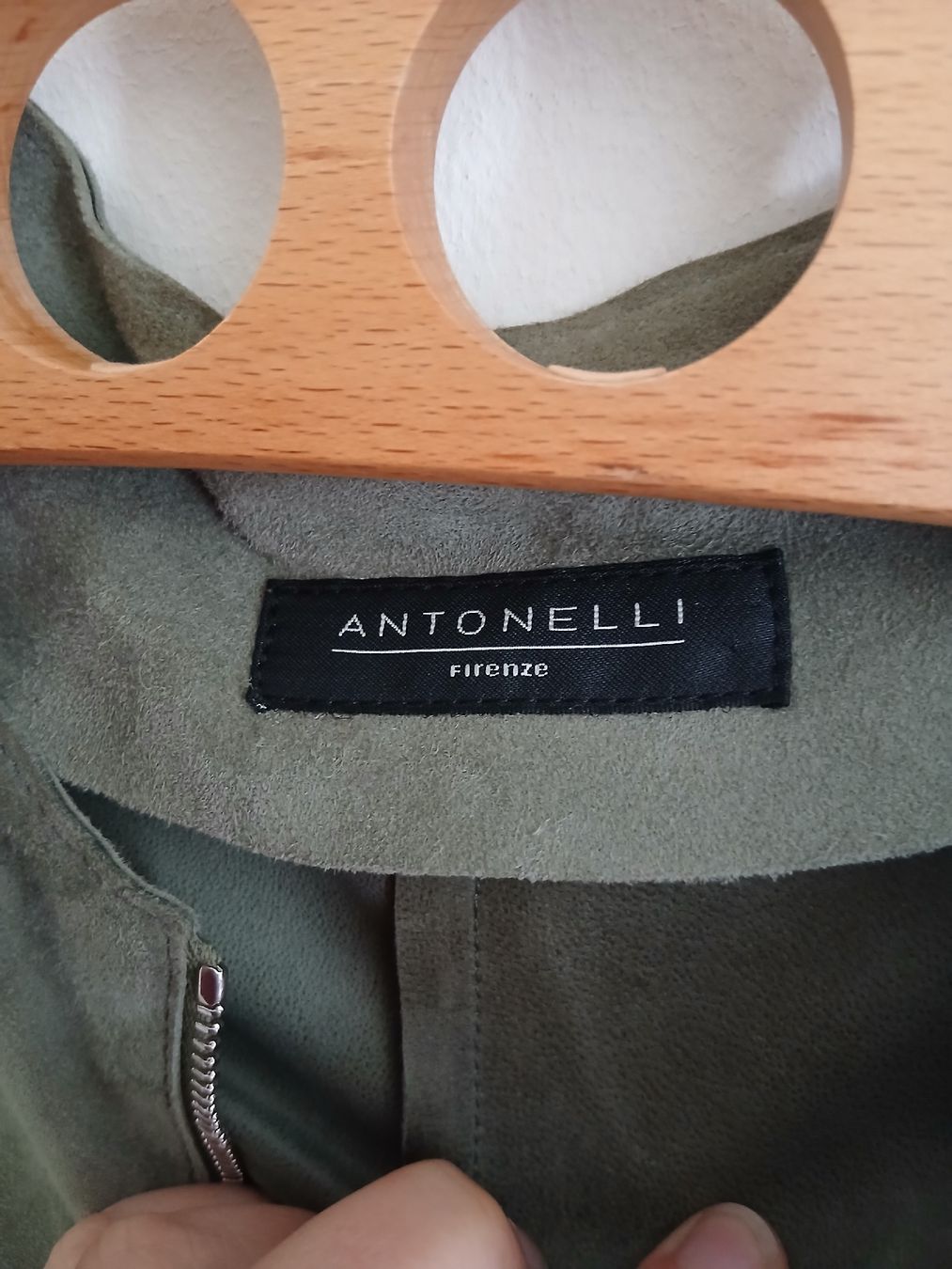 Giacche: Antonelli Firenze Suede Olive Jacket IT40 – Nuovo (secondo la descrizione) da Wil SG venduto da tre_g2l7 6