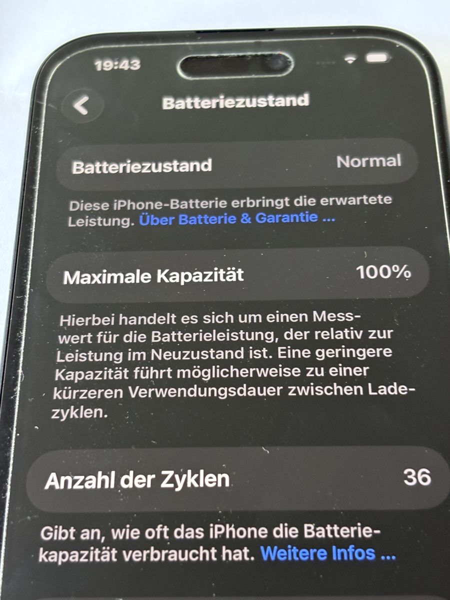 Apple Telefoni cellulari / Smartphones: iPhone 15, 128GB, schwarz  – Usato da Burgdorf venduto da Shawndx 6