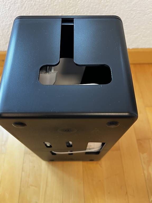 Altro per la casa: Kabelbox mit Mehrfachsteckdose und USB, Kabelmanagement – Usato da Zürich venduto da checkerbunny667