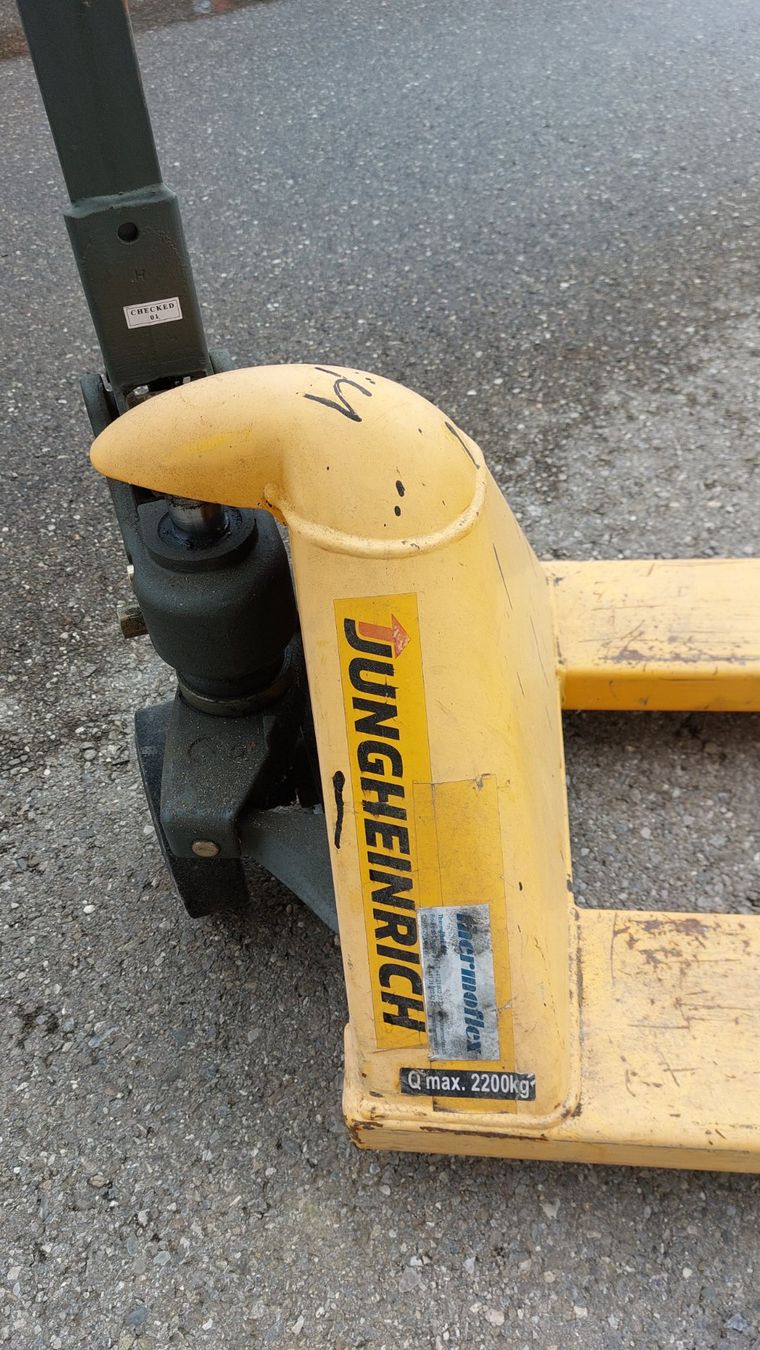 Jungheinrich Carrelli elevatori e a forche: Transpalette à Main – Usato da Misery venduto da nbpercussion 1