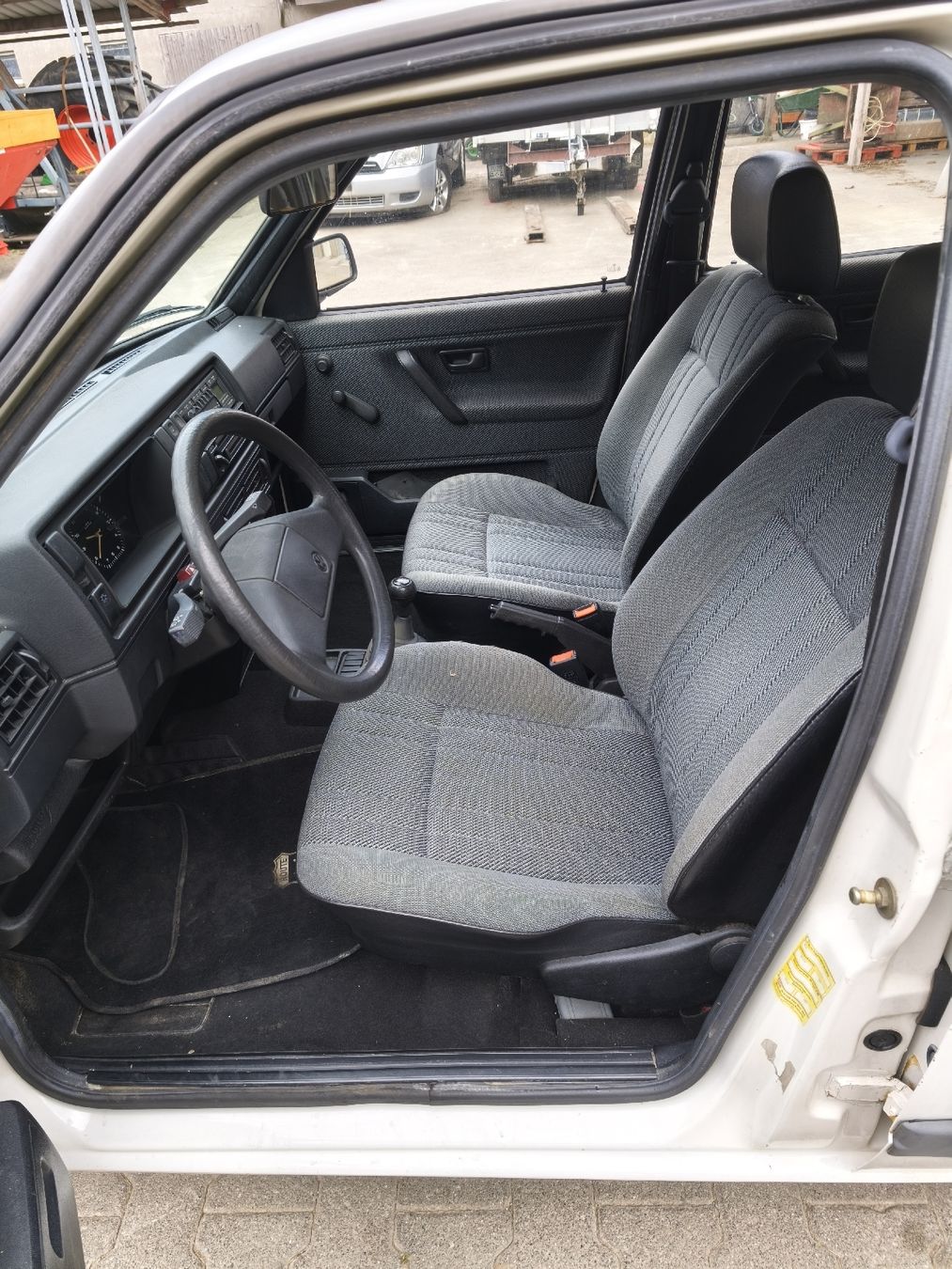 VW Automobili: VW Golf 2 CL 1.6 – Usato da schongau venduto da schrauber17 7