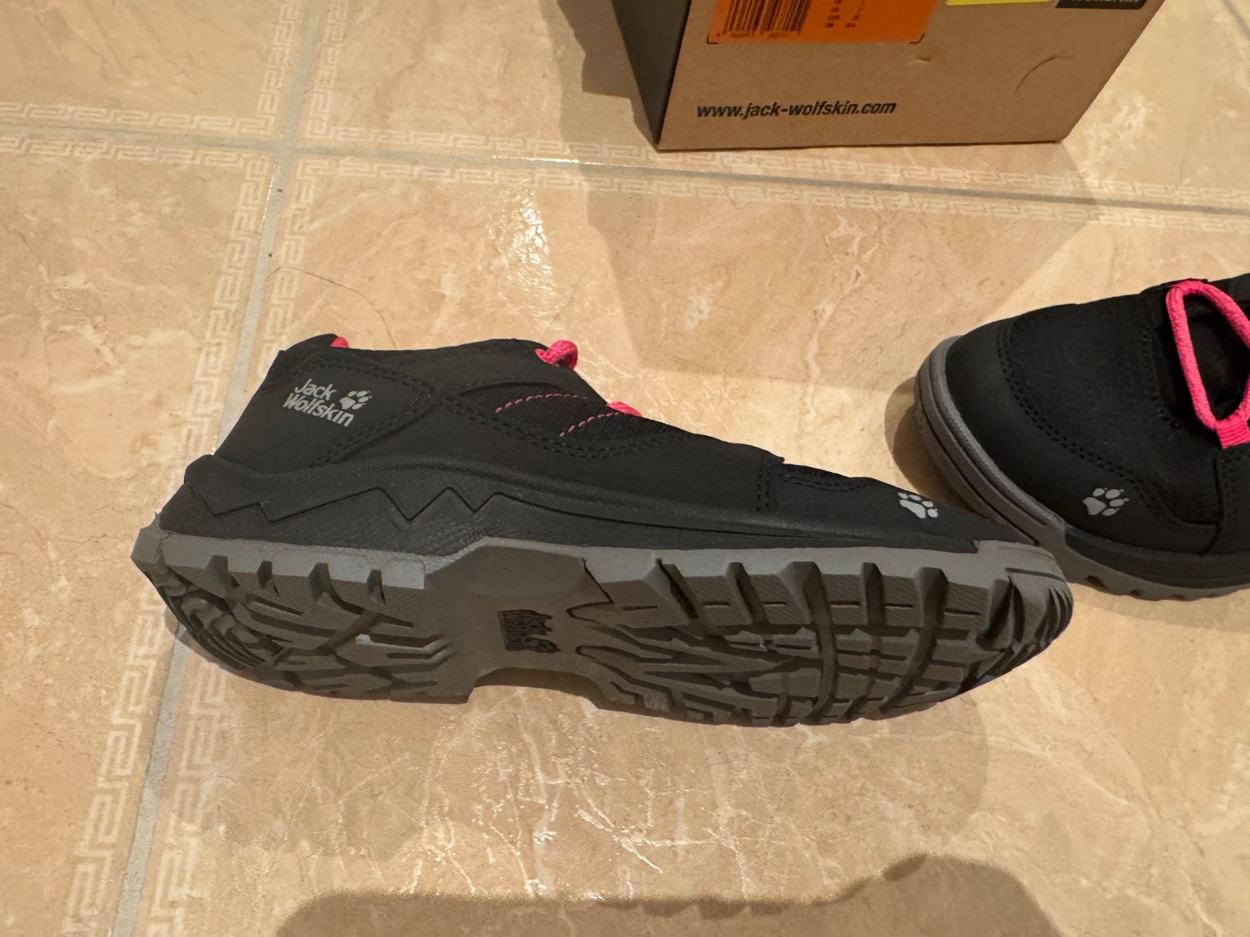 Jack Wolfskin Scarpe da uomo: Jack Wolfskin neue Action hiker Schuhe, 33 – Nuovo e nell'imballaggio originale da Klingnau venduto da Markus14 1