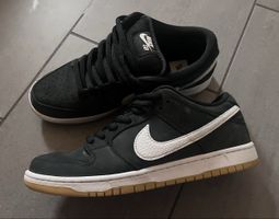 SB Dunk Low Pro / 44.5