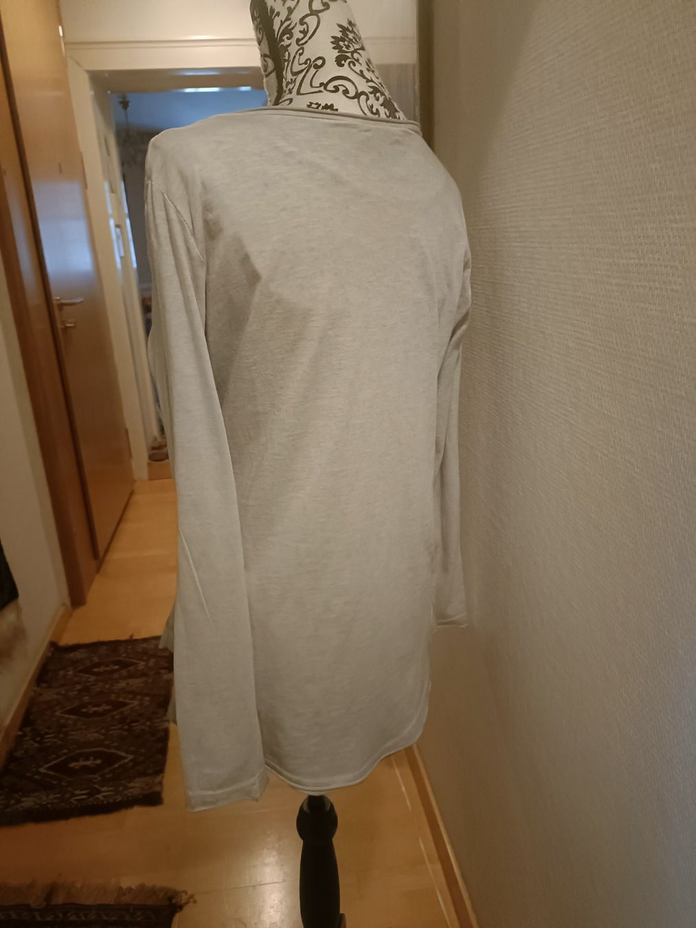 Camicette: Frida Kahlo Bluse – Usato da Schaffhausen venduto da sim_j822 1