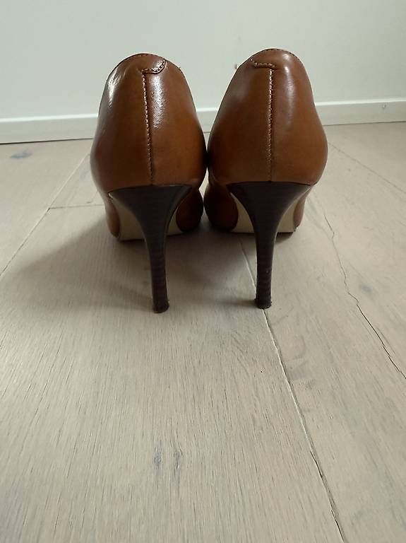 Buffalo Scarpe da donna: Pumps von Buffalo, hellbraun, Gr. 39 – Usato da Brütten venduto da den_8m8c 2
