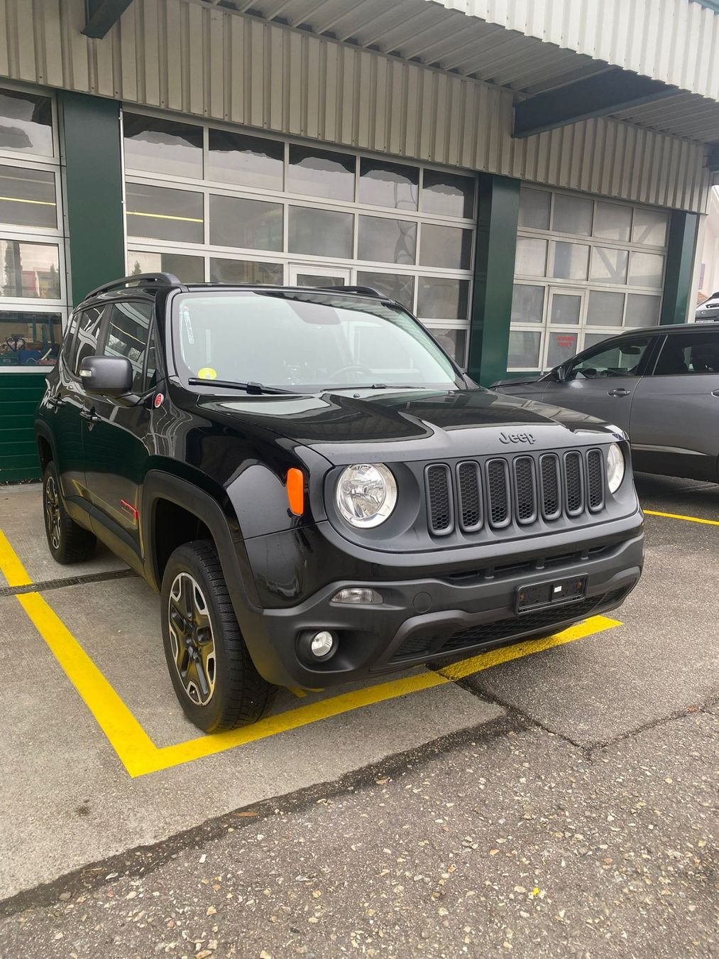 Jeep Automobili: Jeep Renegade Trail Hawk 2,0 TD – Usato da Härkingen venduto da Urmel12