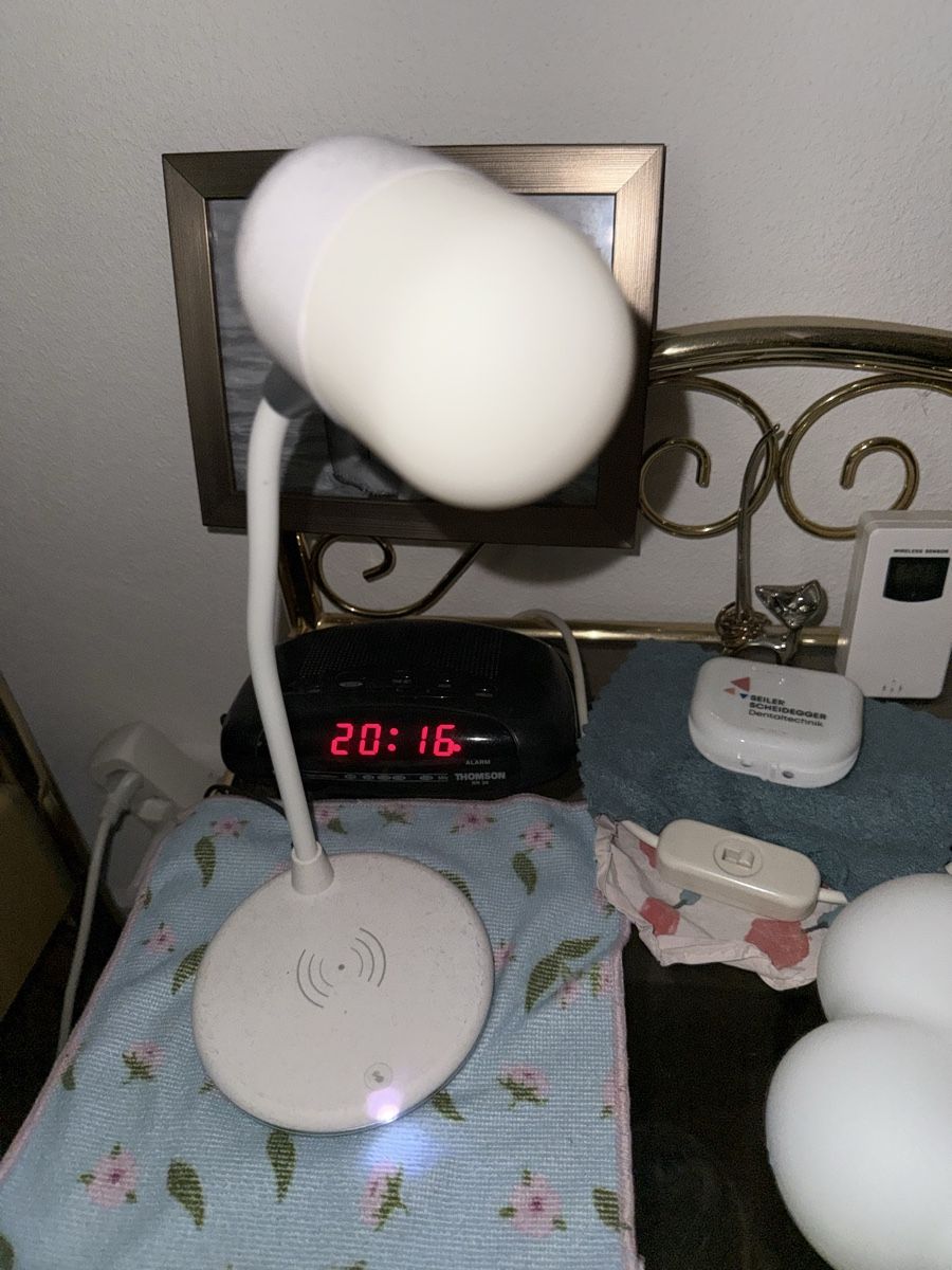 Lampade: Schreibtischlampe mit Ladefunktion weiss – Nuovo (secondo la descrizione) da Rupperswil venduto da ConradD