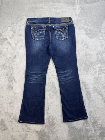 Y2k style bootcut jeans