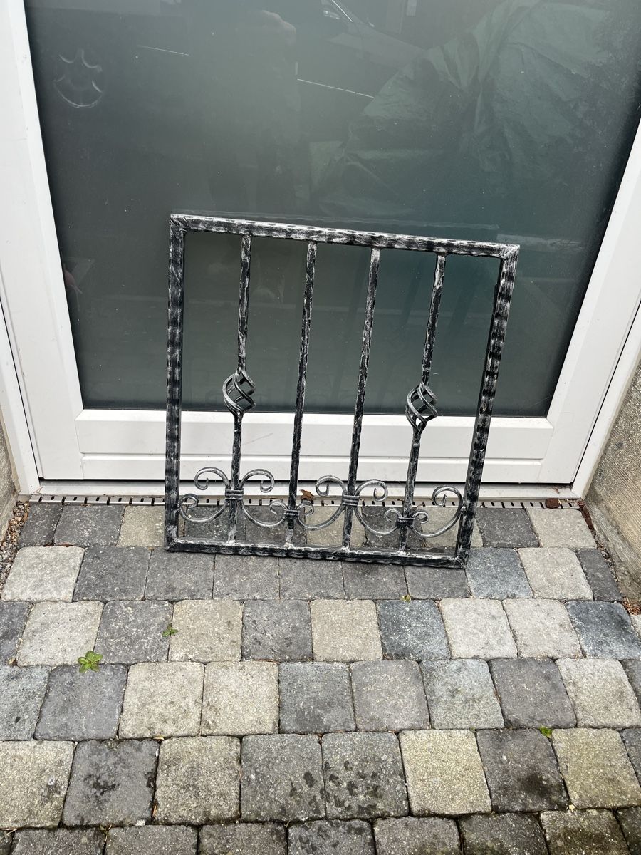 Metall Gitter, Fenstergitter, Kellergitter, antik, 58x61cm (Gebraucht ...
