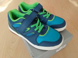 Hallen Turnschuhe blau Gr 36 NEU!