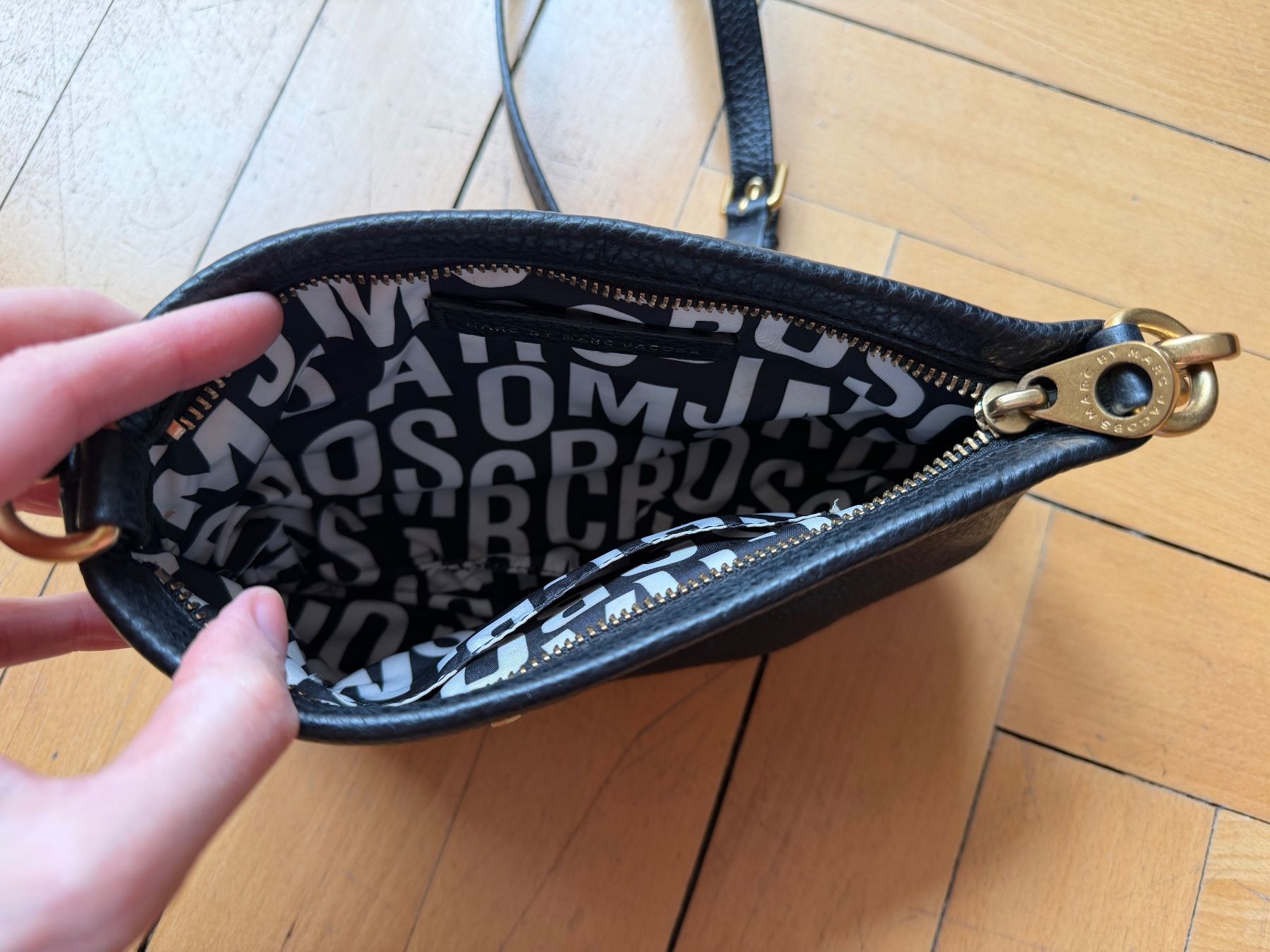 Marc Jacobs Taschen für Damen: Original Marc By Marc Jacobs Classic Q Percy Leather Bag – Neu (gemäss Beschreibung) aus Zürich von laura.zuerich 2