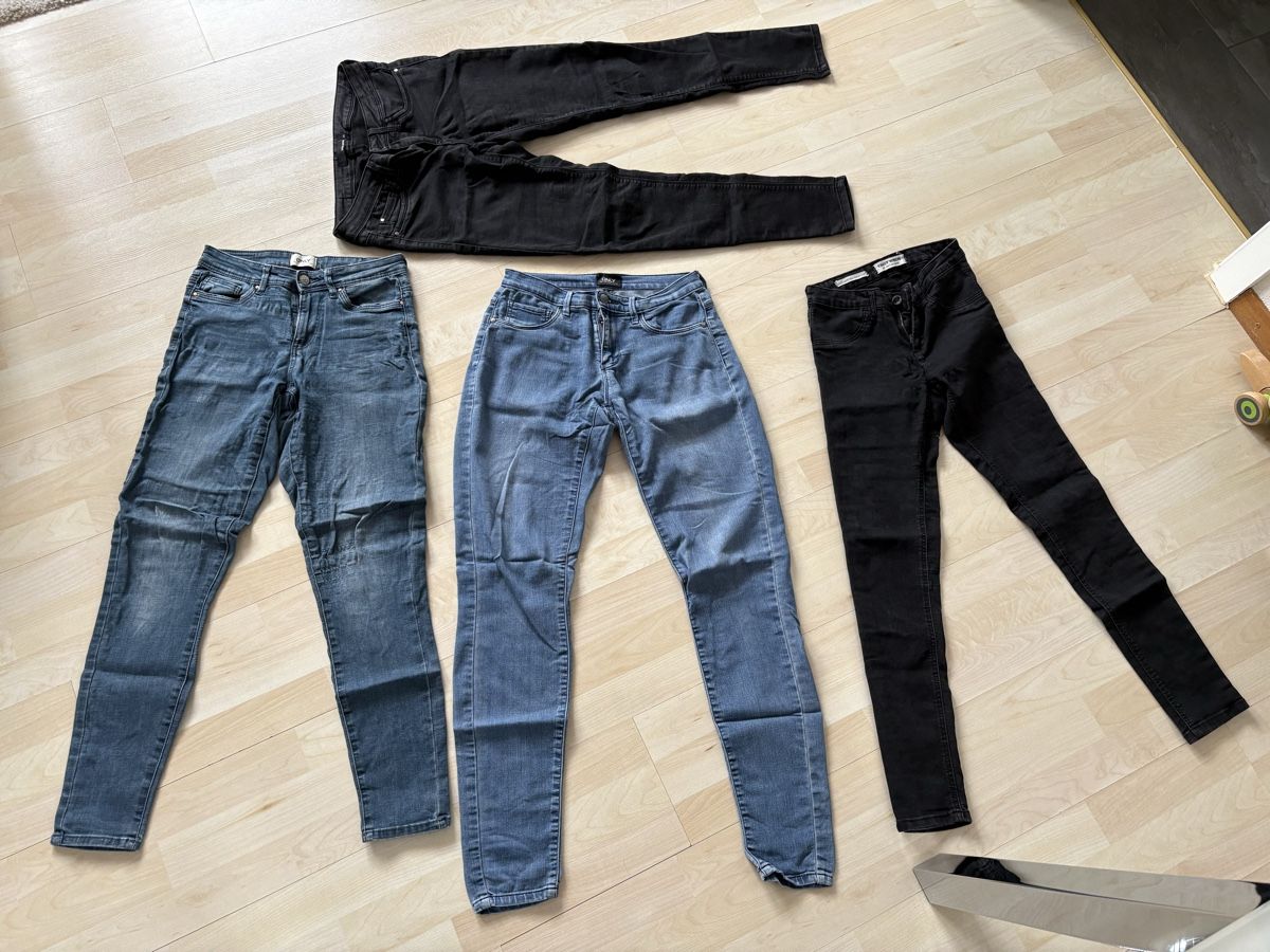 Tally Weijl Lotti di vestiti: 5x Pullover und 5x Damen-Jeans, Grösse XS/S – Usato da Meisterschwanden venduto da beauty26. 3