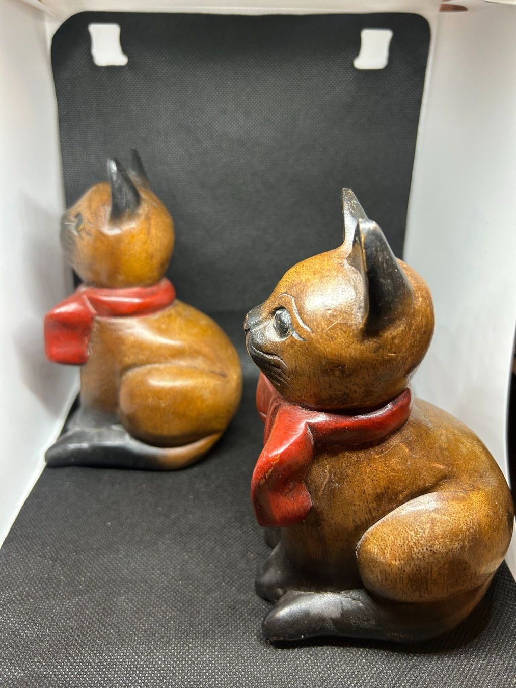 Statuette: Vintage Wooden cat hand made – Usato da Lausanne venduto da Weber1007 3