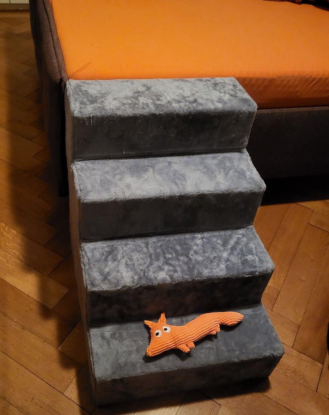 Scale: Escalier pour animaux, neuf. – Usato da Neuchâtel venduto da wikit