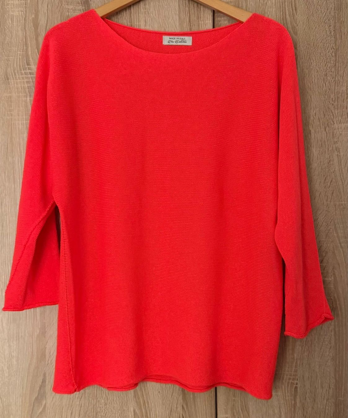 Maglioni & Felpe: Pullover rot orange leuchtend made in Italy Grösse One Size – Usato da Nussbaumen AG venduto da brigitebardot 1