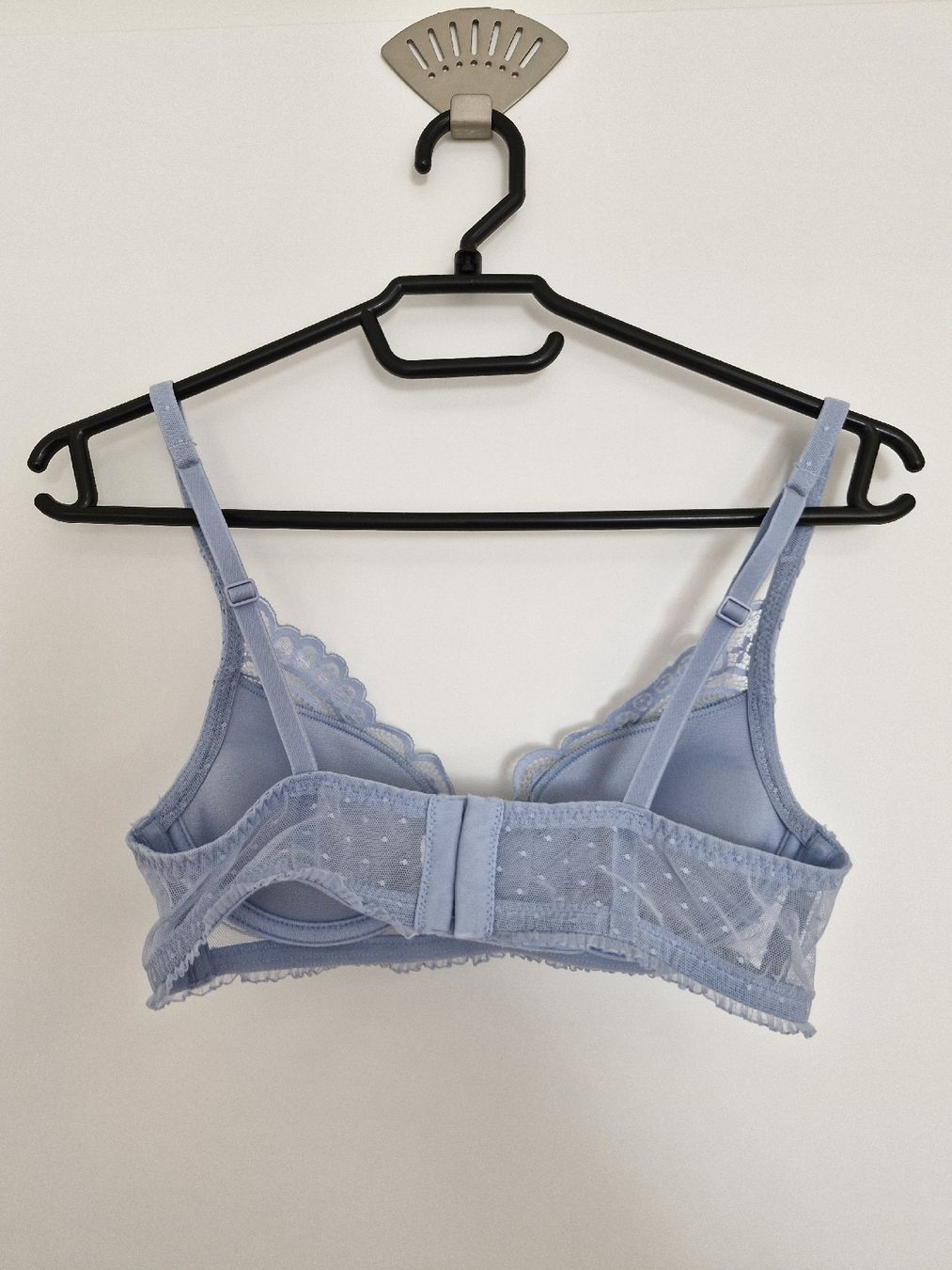 Tezenis Altra biancheria intima: Hübscher, hellblauer BH mit Spitze, Grösse 70B – Nuovo (secondo la descrizione) da Maienfeld venduto da Bounty2016 1