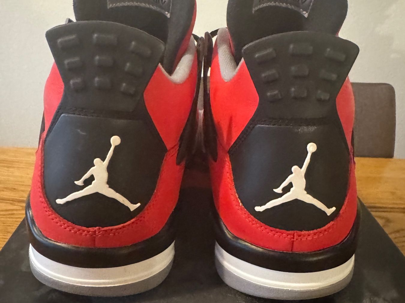 Jordan Herrenschuhe: Air Jordan 4 Retro Toro Bravo - 2013 – Gebraucht aus Zürich von sell_my_stuff 4