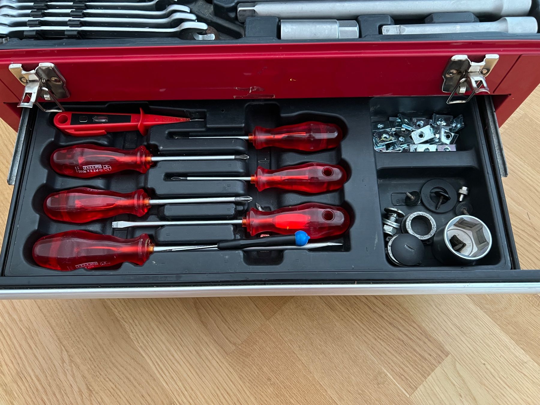 Lux Tutti gli attrezzi: caisse à outils luxtool – Usato da Ollon VD venduto da Rider_27 2