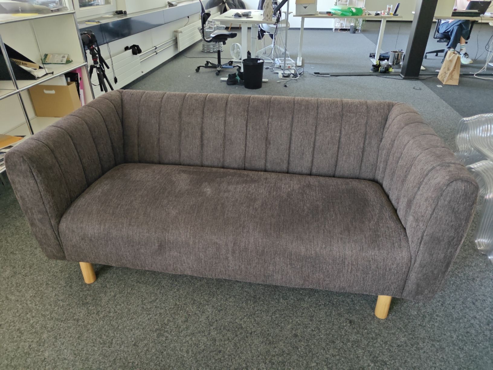 Divani: Magleby 2.5 sitzer sofa stoff  – Usato da Bäretswil venduto da srobots