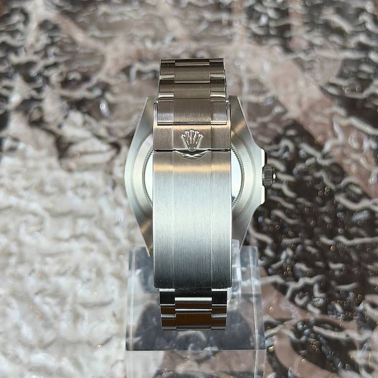 Orologi: Rolex Submariner 41mm 124060 – Usato da Genève venduto da minty.watches 7