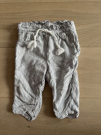 Joli pantalon sarouel Cyrillus 18 mois rayé blanc & noir 