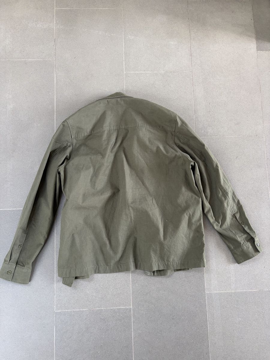 Cos Giacche: Jacke von COS in olive grün – Nuovo (secondo la descrizione) da Kilchberg ZH venduto da val_kln9 2