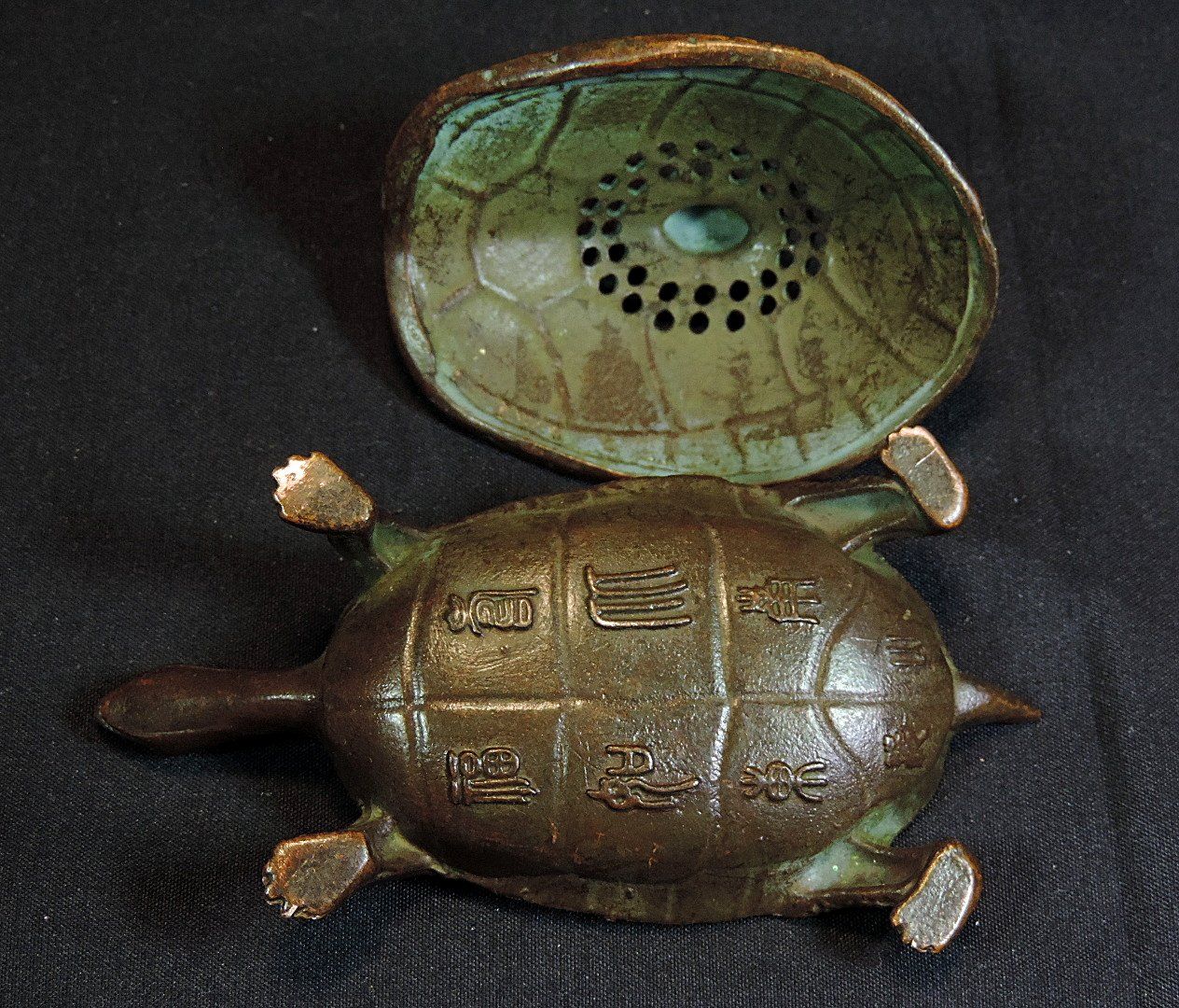 Figuren: Bronzefigur Schildkröte mit Deckel, Räuchergefäss – Gebraucht aus Duggingen von roterbambus 5