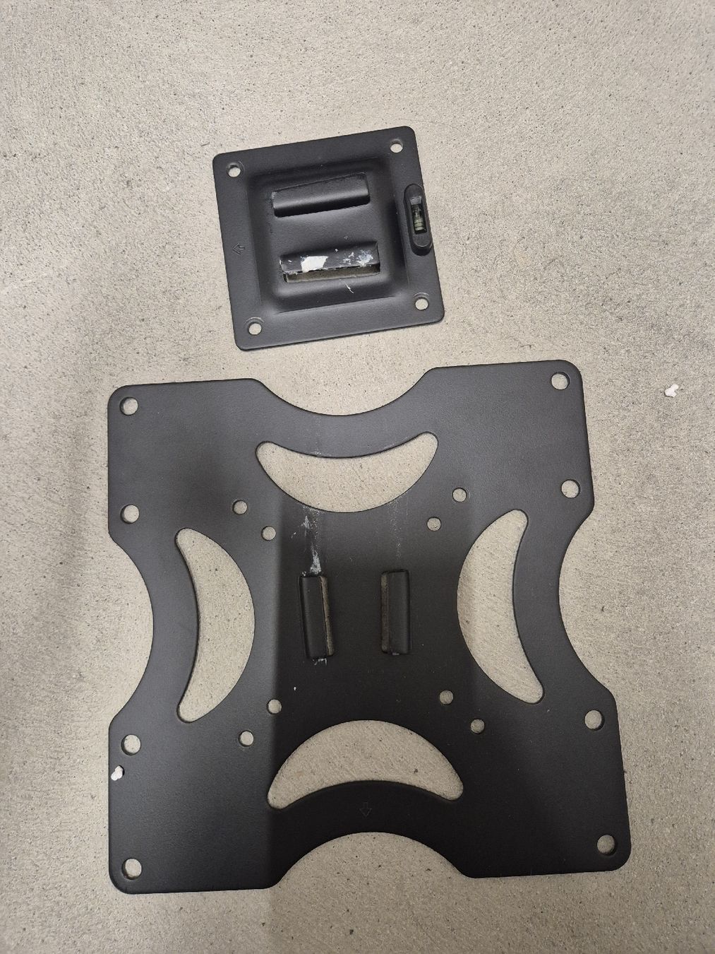Staffa per monitor: Monitor Wandhalterung – Usato da Winterthur venduto da Arcticwolf55 1