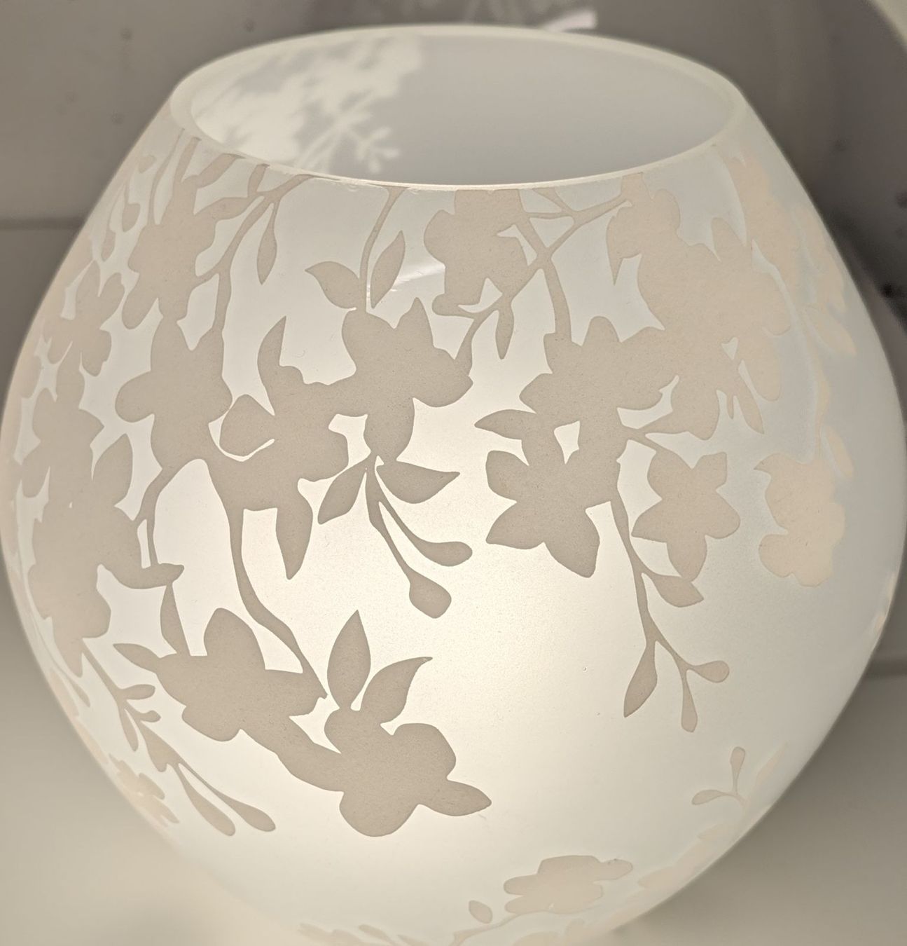 Ikea Lampade: Cuboard Light - Floral Design  – Usato da Zug venduto da skl_mpp8