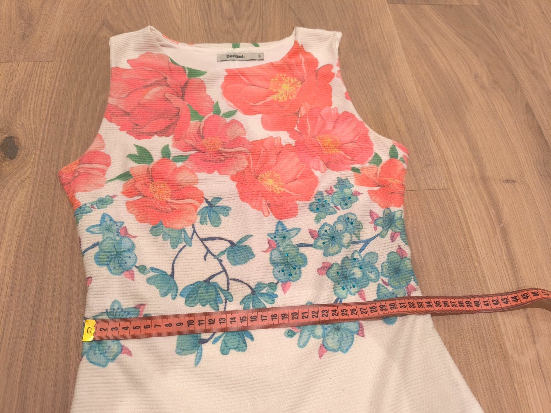 Desigual Robes: Desigual Kleid . Gr. S. – D'occasion à Rüti ZH par ZH70 1