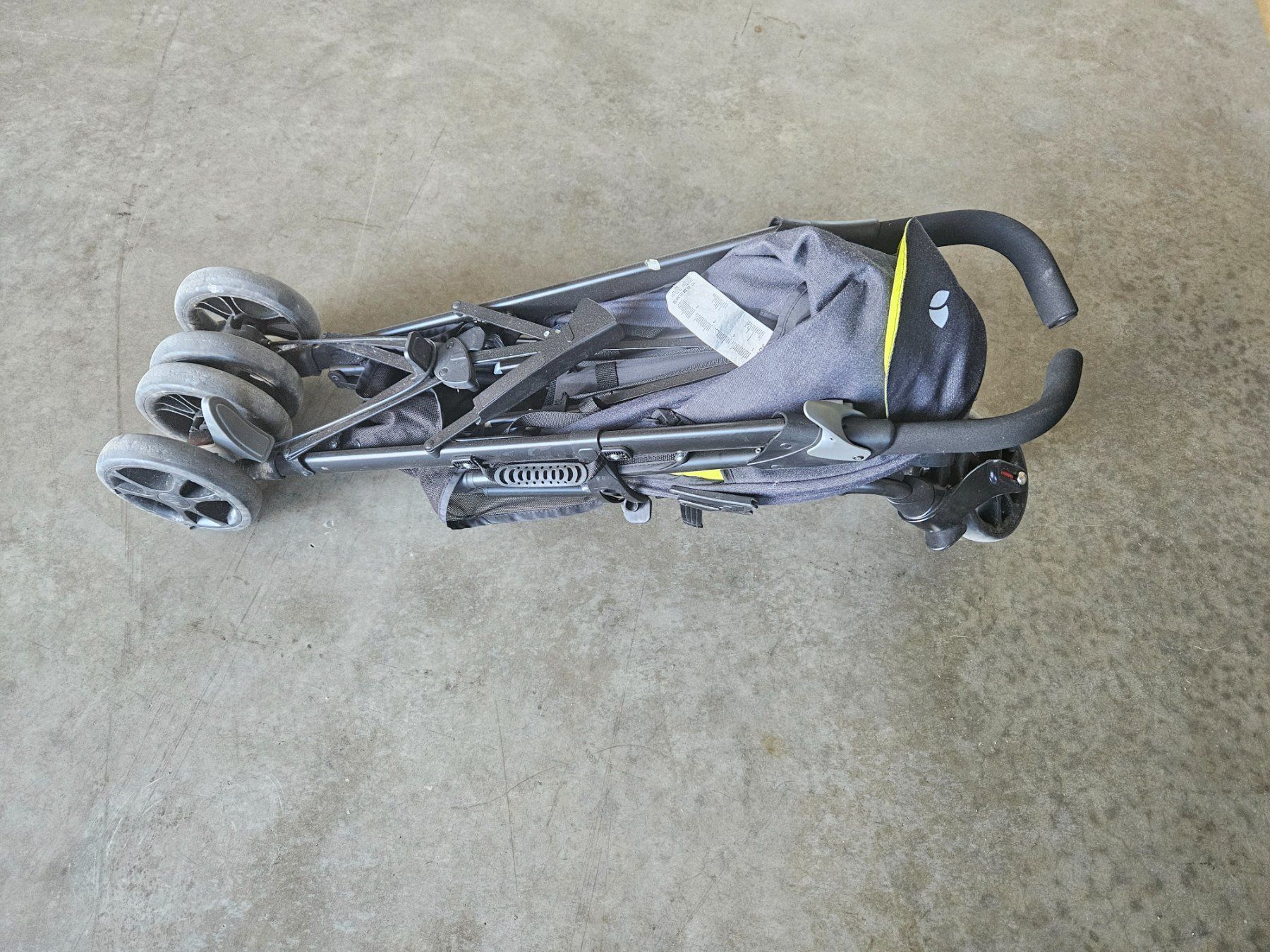 Joie Carrozzine: Kinderwagen Bugi – Usato da Recherswil venduto da hubelmatt 3