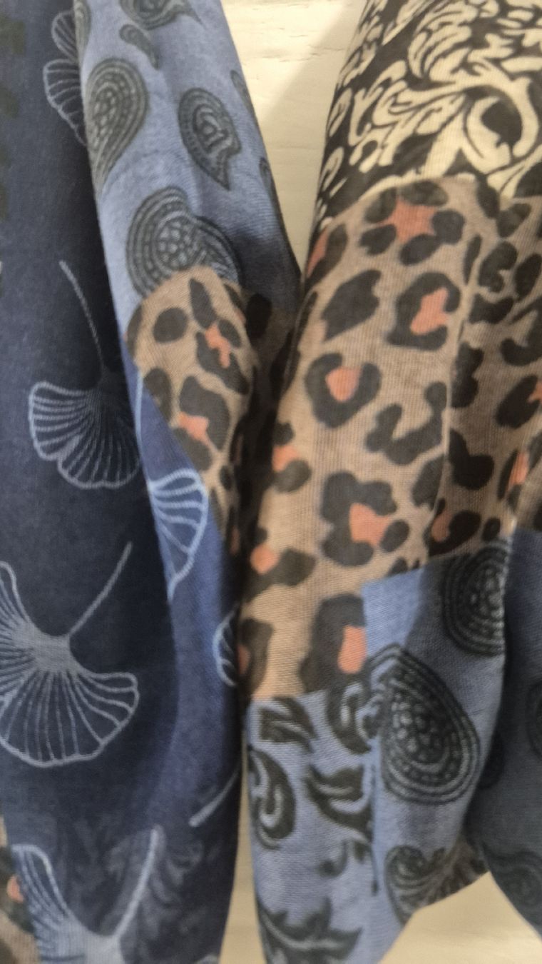 Foulards & écharpes: Foulard/Sciarpa patchwork donna blu leopardata zebra florea – Neuf (Voir description) à Giubiasco par Stefaniav 8