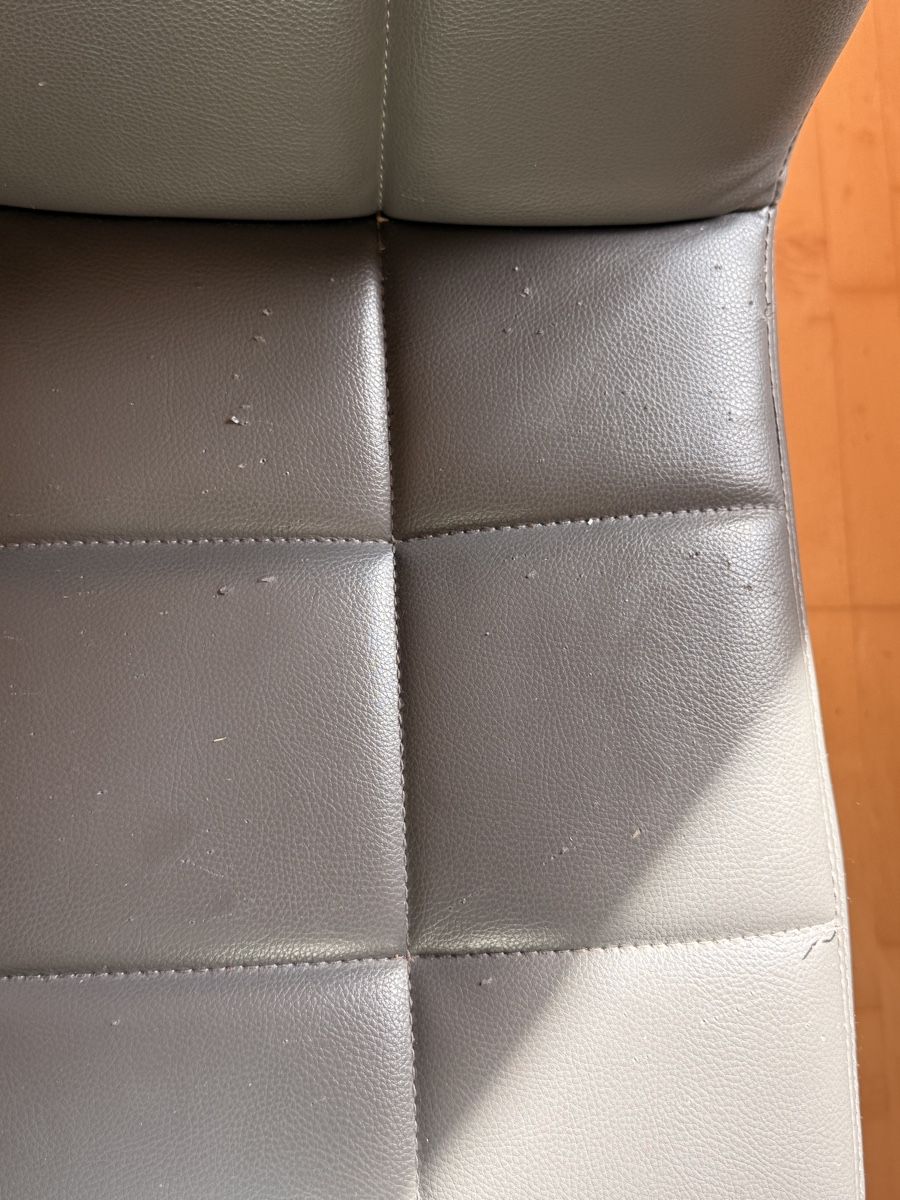 Hocker: Barhocker Kunstleder gebraucht 4 Stück – Gebraucht aus Andelfingen von mir_k5sx 1