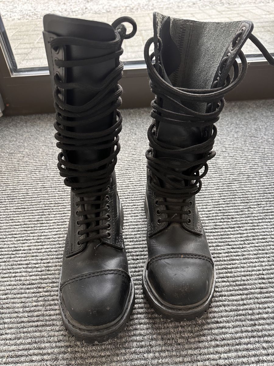 Scarpe da donna: Schnürstiefel, Gothic – Usato da Schinznach-Dorf venduto da Hpurzel 1