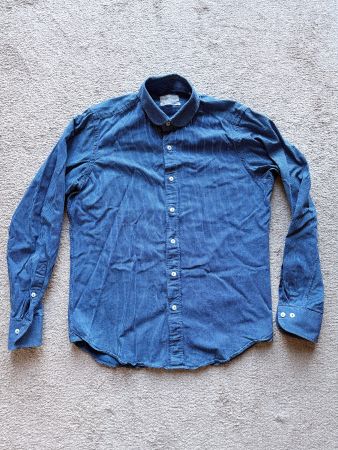Braves & Co. Herrenhemd, Grösse L, Blau gestreift.