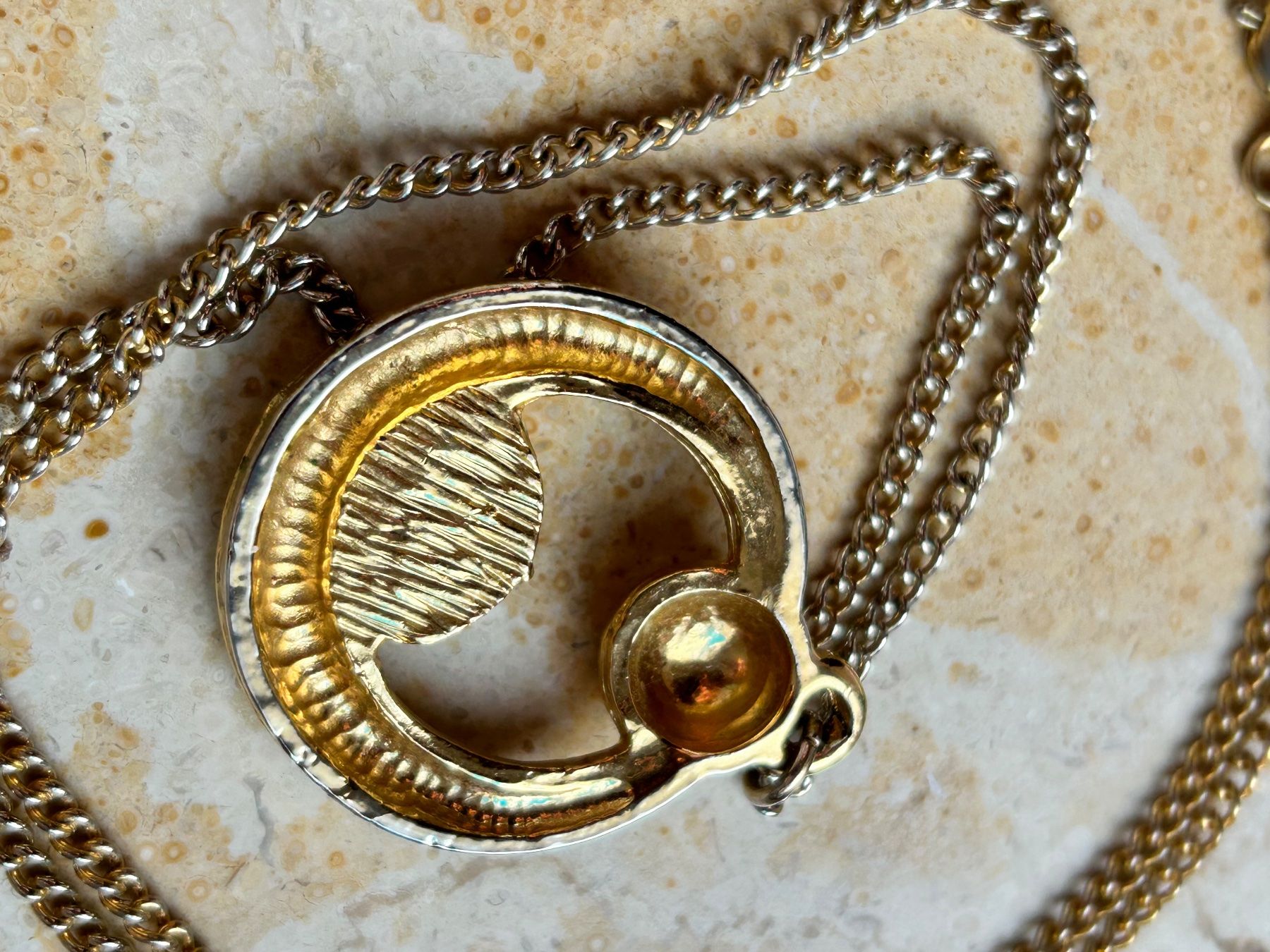 Ketten: Kette goldener Ring (Modeschmuck) – Gebraucht aus Laufen von Bellebellezza 8