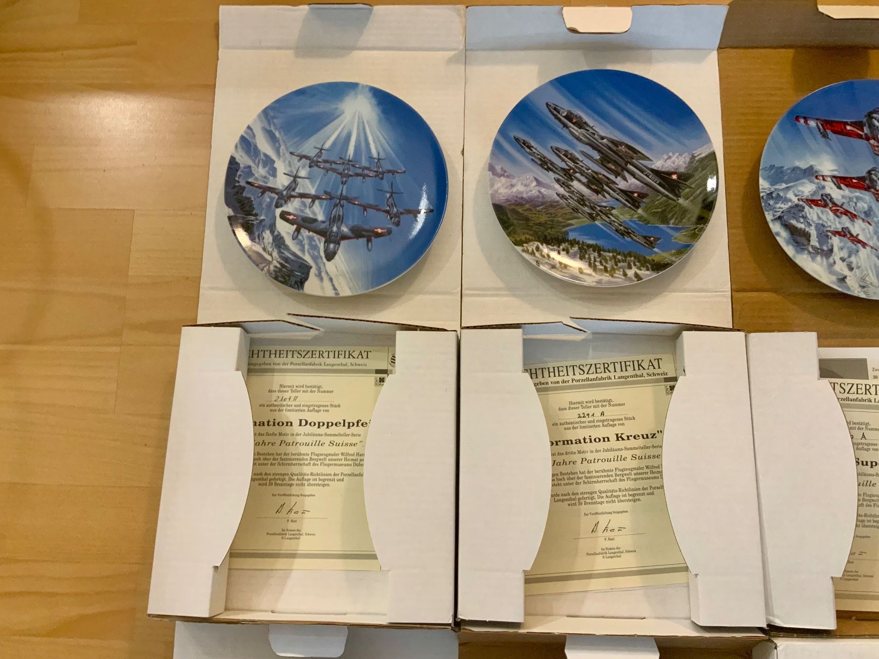 Placchette & Badge: Patrouille Suisse Hunter Kunstteller Luftwaffe Aviatik – Nuovo (secondo la descrizione) da Thun venduto da LGBgartenbahn 3