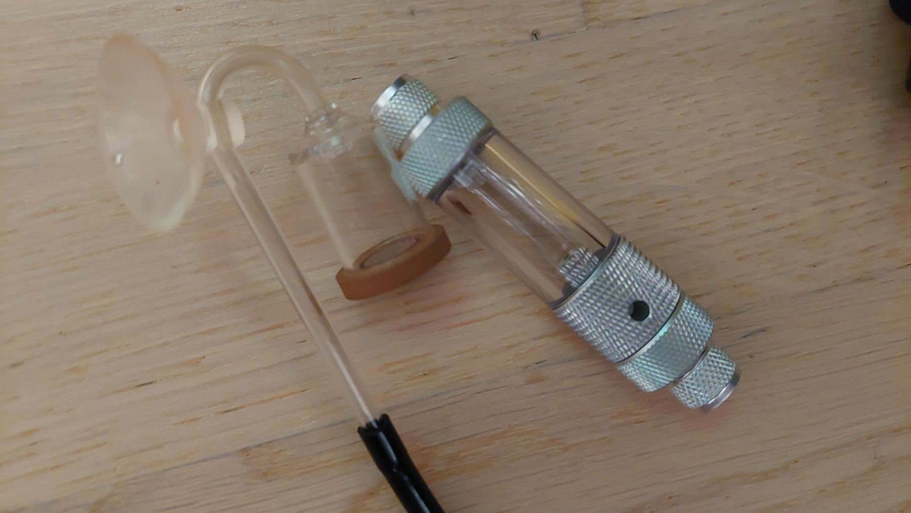 Aquarium: Komplettes Aquarium CO2-System mit Druckminderer – Gebraucht aus Wallisellen von gyrax 1