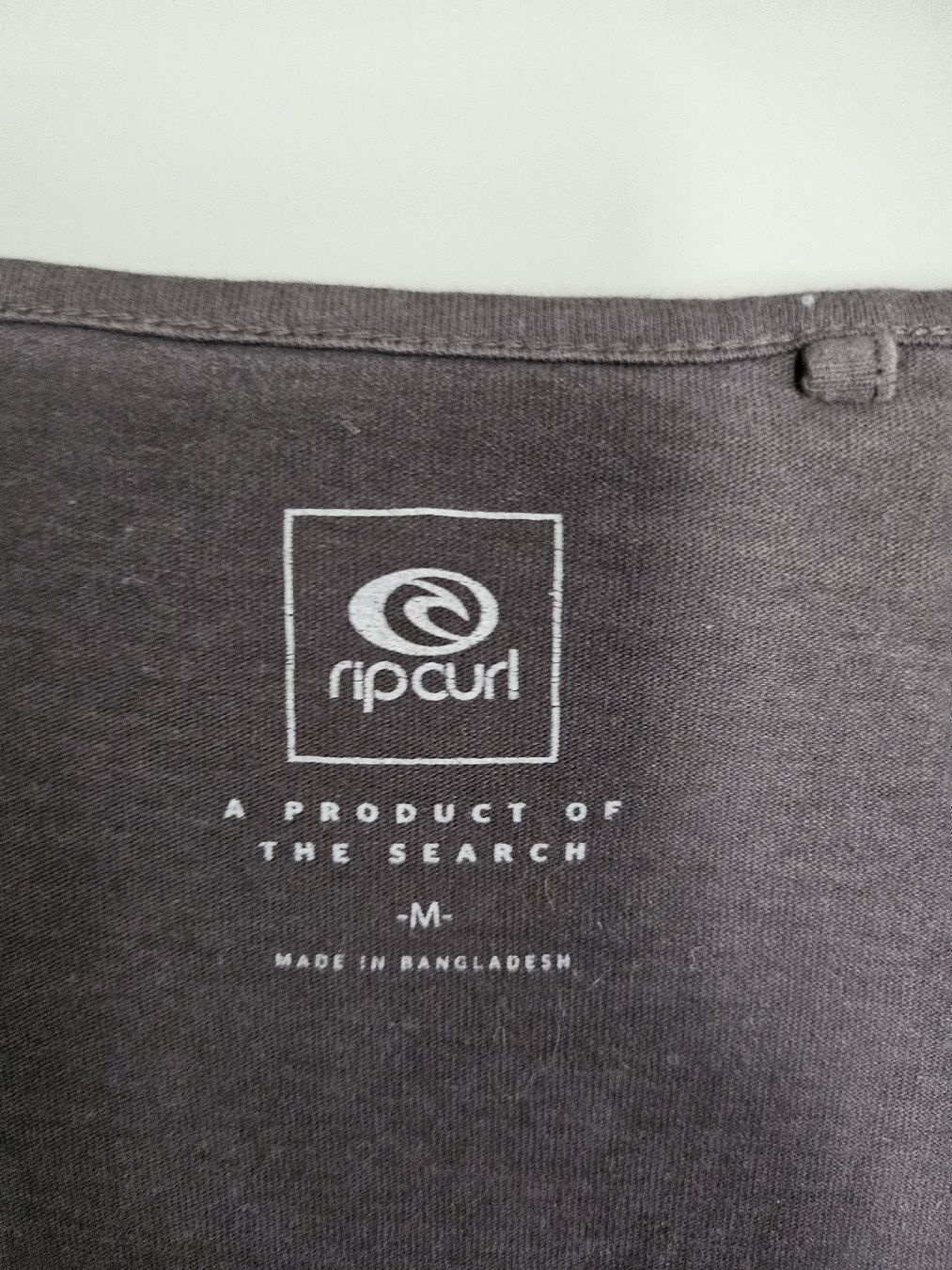 Rip Curl T-shirt: T-shirt Ripcurl – Nuovo (secondo la descrizione) da La Tour-de-Peilz venduto da mar_2r26 1
