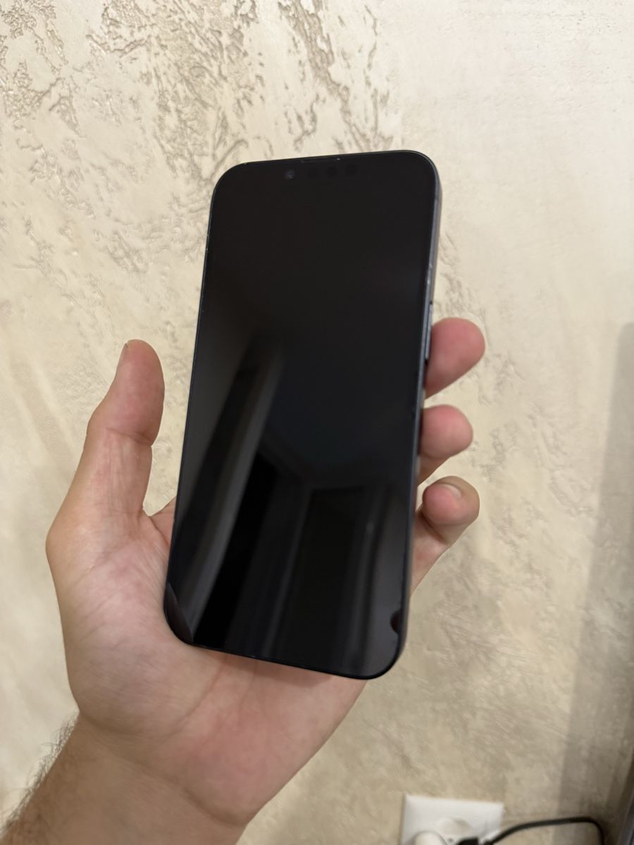 Apple Telefoni cellulari / Smartphones: Iphone 14 128 gb battery 100%  – Nuovo (secondo la descrizione) da Chippis venduto da mig_8ns6 3