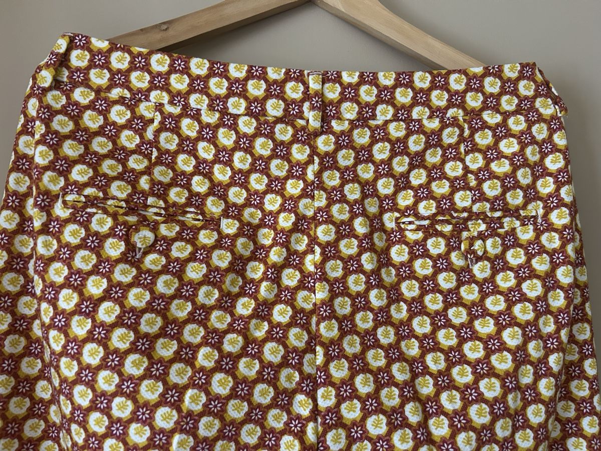 Max Mara Pantaloni: Hosen WEEKEND MaxMara gemustert Grösse 40 Stretch – Nuovo (secondo la descrizione) da Freienwil venduto da Nompumelelo 3