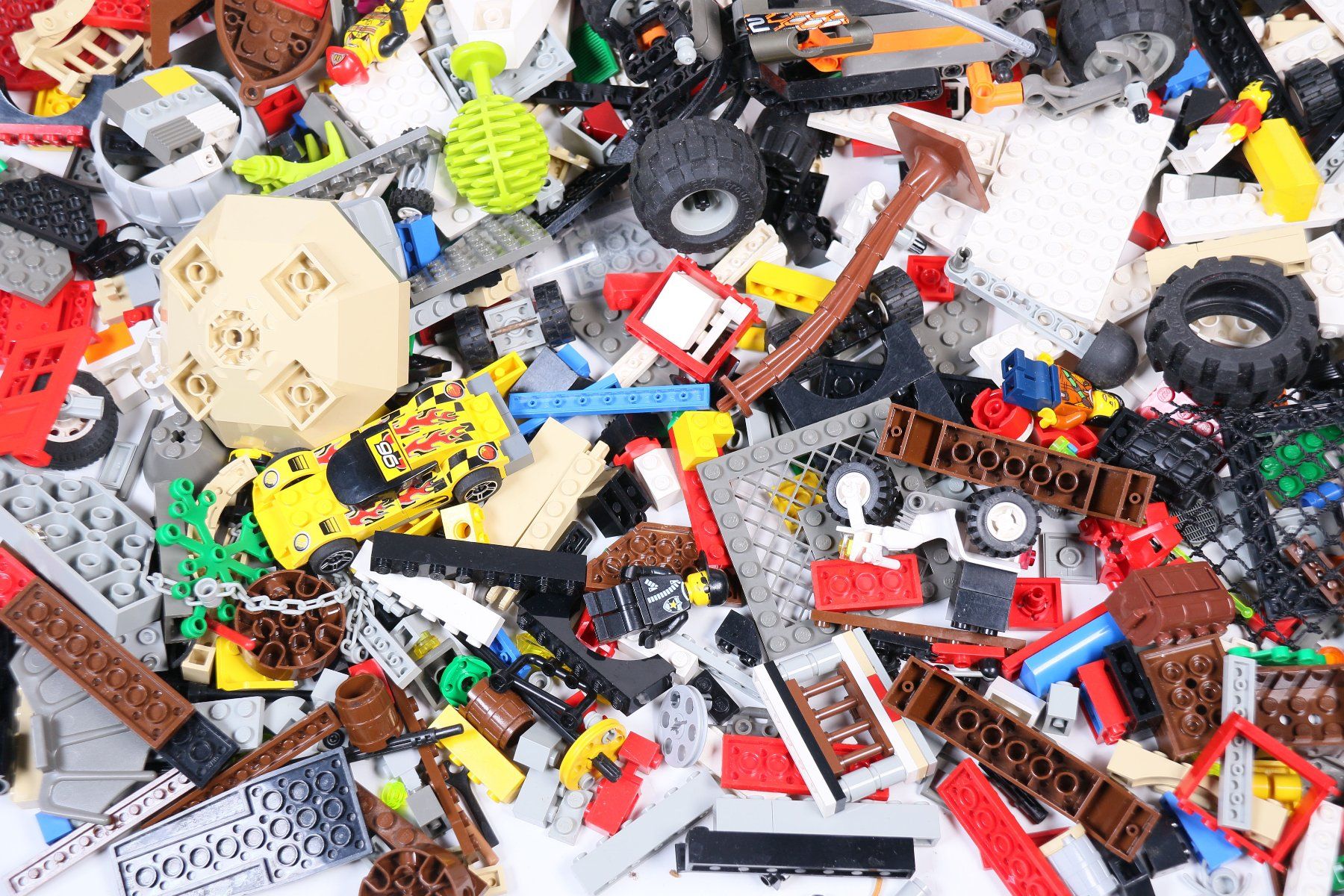 Lego Kit di costruzioni: 1.5 kg. Legoteile mit Minifiguren – Usato da Hettlingen venduto da Scholi99 2