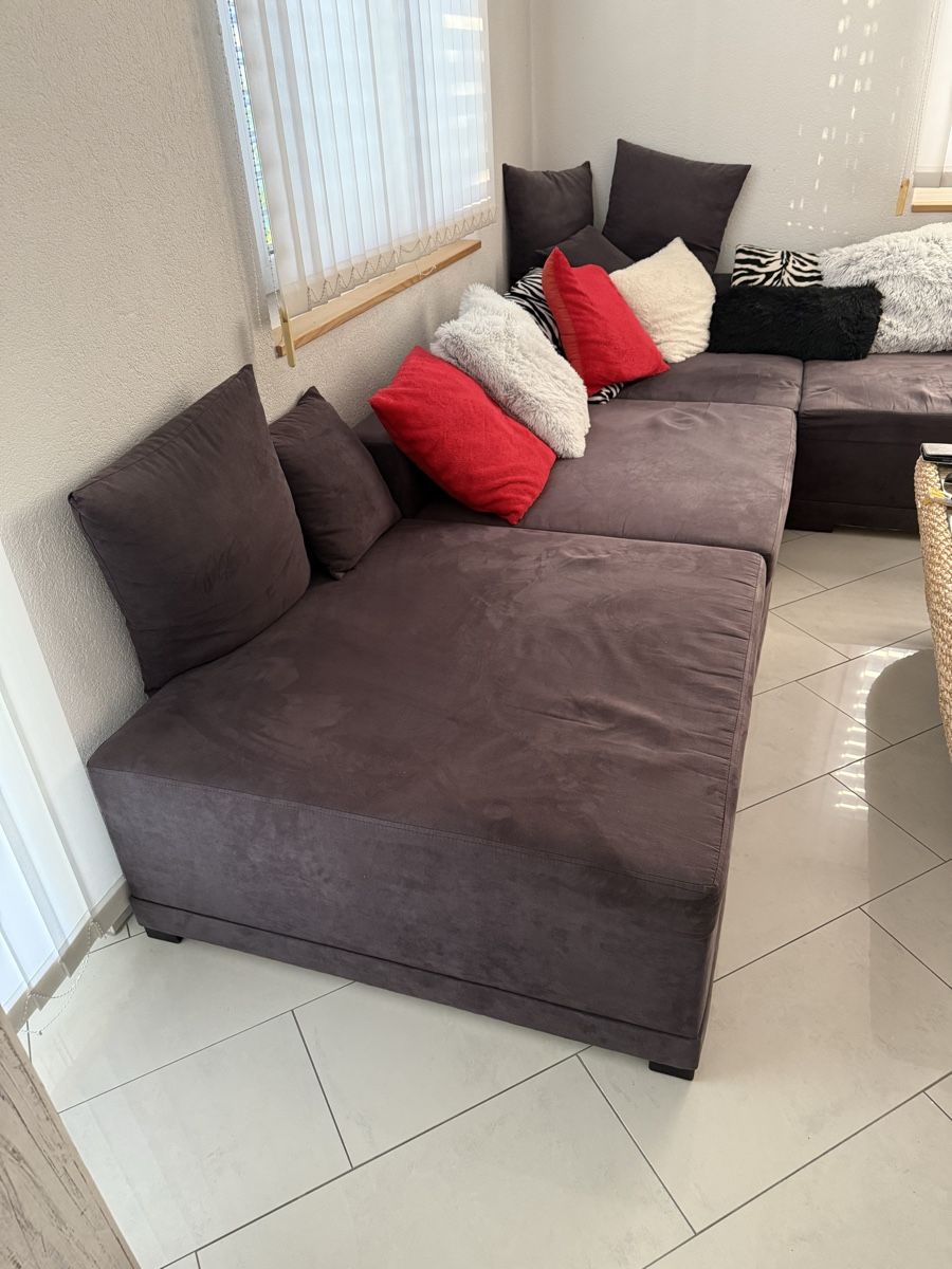 Divani: Ecksofa dunkelgrau Stoffbezug guter Zustand – Usato da Münsingen venduto da energystar15 2