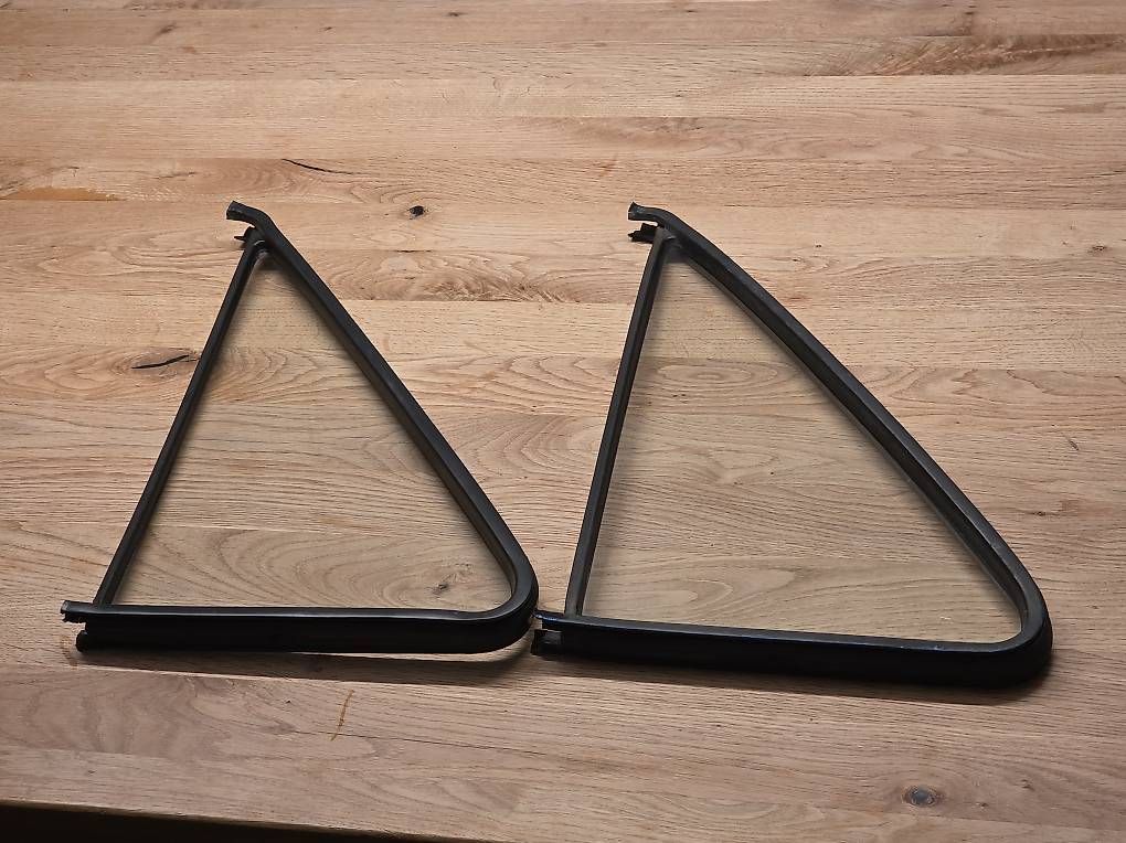 Finestre: VW T3 DREIECKSFENSTER – Usato da Wil ZH venduto da Bopcat01 3