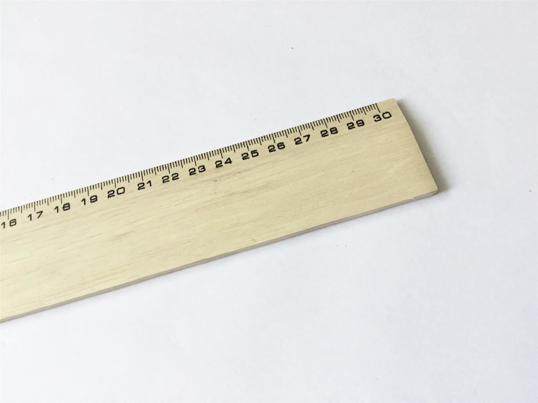 Altro in Scrittura & Disegno: Lineal, Holz, 300 mm, Buche – Nuovo e nell'imballaggio originale da St. Gallen venduto da cointec 3