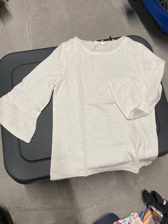 Joli haut pull blanc à paillettesmanche 3/4 taille 128 neuf