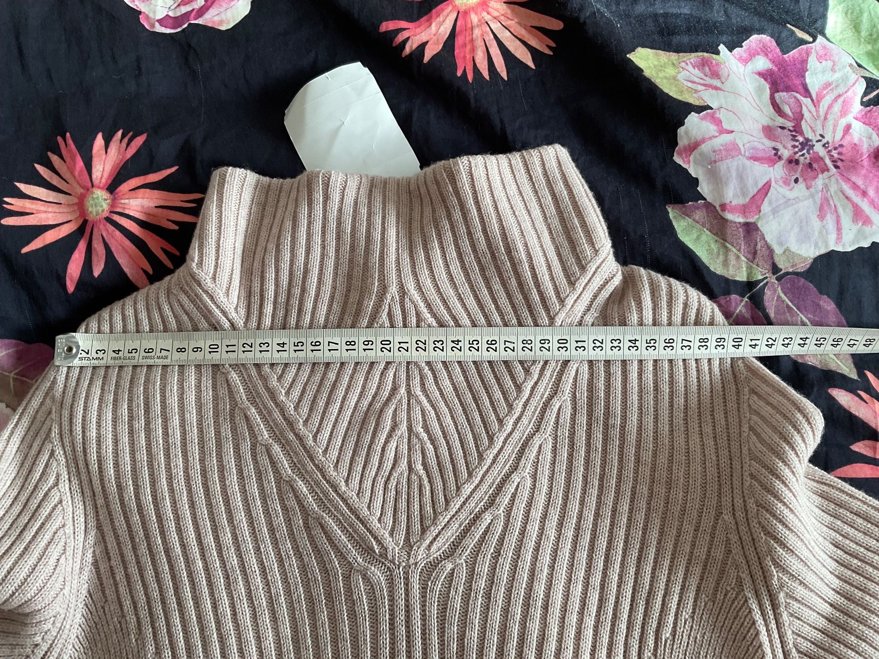 Marc Cain Maglioni & Felpe: Marc Cain feine Wolle Pullover Gr 40 Puder NEU NP 480 – Nuovo e nell'imballaggio originale da Urdorf venduto da alda02 4
