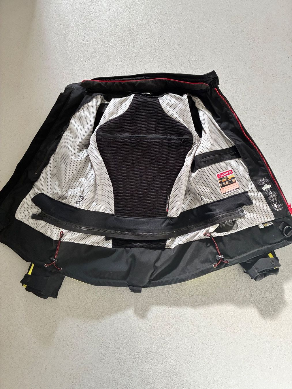 Giacche: DANE Torben 2 GORE-TEX Pro Motorradjacke – Usato da Wohlen AG venduto da Robballantine 2