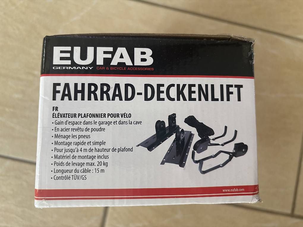 Supporti per biciclette: Support à vélo pour plafond – Usato da Ogens venduto da ced_qn5v